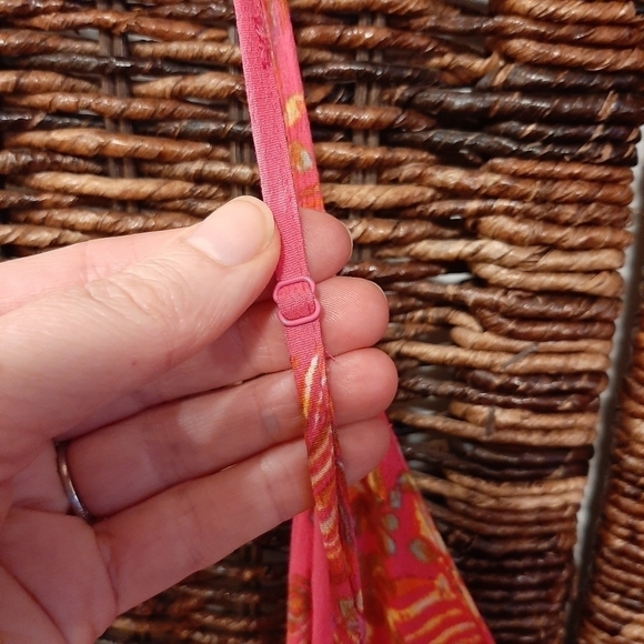 Free People Hot Tropics Jumpsuit Wide Leg Romper Feathers Crop Capris Pink 2 ASO - Picture 4 of 9